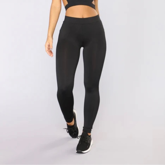 Fashion Nova Black Booty Lifting Active Leggings - Picture 2 of 10